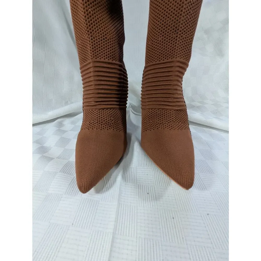 NWOT! ROUGE HELIUM! LUXE BROWN KNIT ELASTIC FITTED STILETTO ANKLE BOOTS! SZ 10M